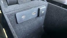 Land Rover Range Rover Velar 2.0 D200 R-Dynamic SE 5dr Auto Diesel Estate